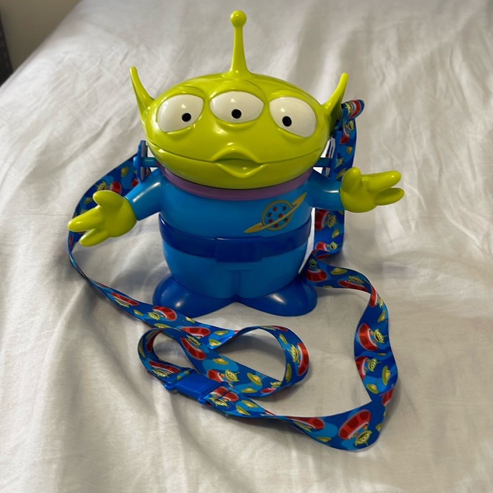Disney Parks Pixar Fest 2024 Toy Story Little Green Men Alien Sipper Cup New